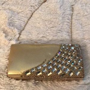 Has FLAWS ... used before. Inside falling apart doesn’t show once it’s closed .